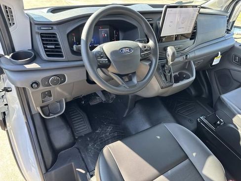 New 2026 Ford Transit 250 148 Medium Roof RWD image 21
