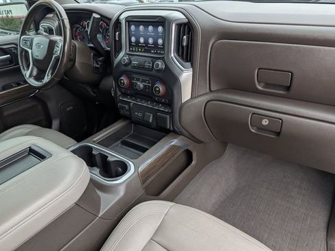 Used 2019 Chevrolet Silverado 1500 LT Trail Boss AWD/4WD image 30