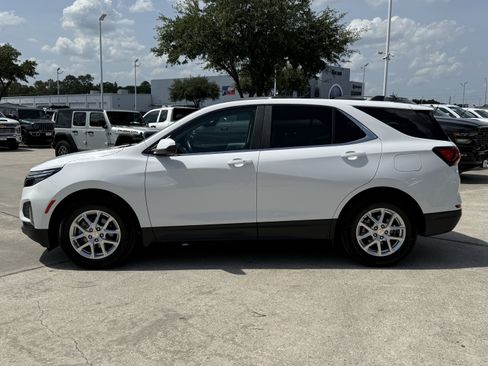 Used 2024 Chevrolet Equinox LT FWD image 9