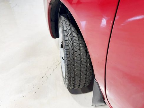 Used 2019 Nissan NV200 SV image 3