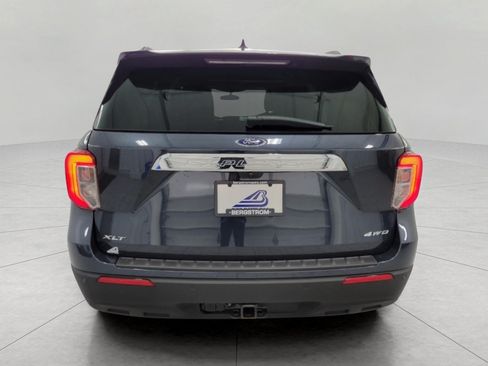 Used 2024 Ford Explorer XLT w/ Class IV Trailer Tow Package AWD/4WD image 84
