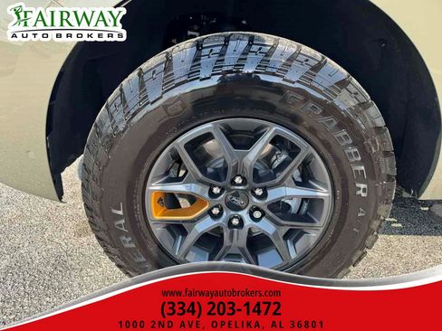 Used 2025 Ford Expedition Tremor image 33