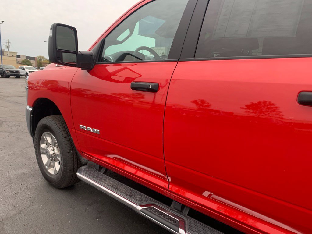Used 2026 RAM 2500 Big Horn AWD/4WD image 13