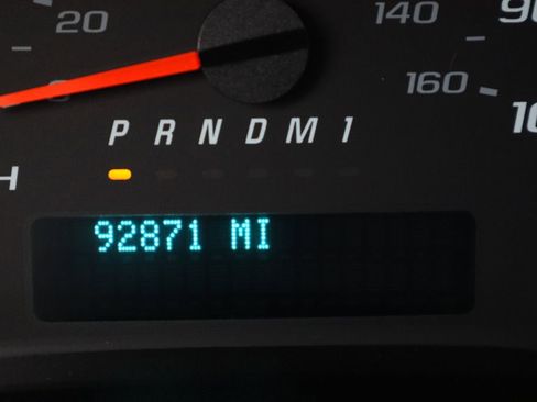 Used 2023 GMC Savana 3500 w/ Power Convenience Package image 13