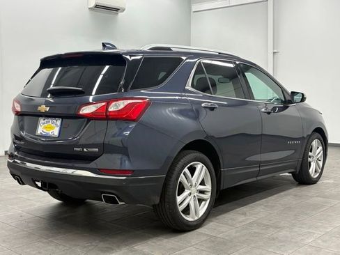 Used 2018 Chevrolet Equinox Premier w/ Infotainment II Package AWD/4WD image 2