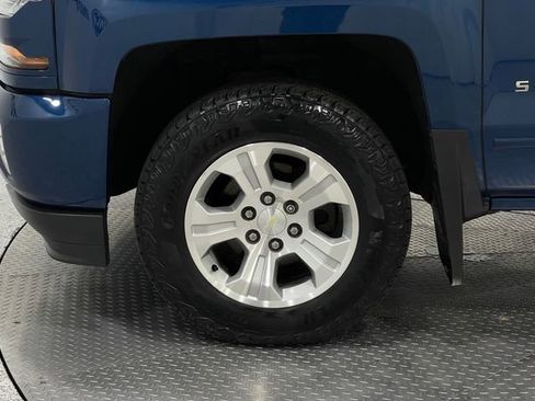 Used 2017 Chevrolet Silverado 1500 LT w/ All Star Edition image 33