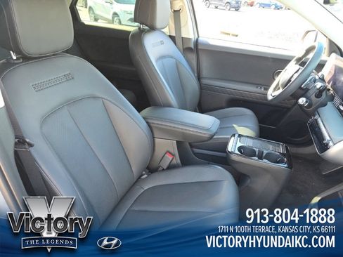 Used 2025 Hyundai Ioniq 5 SEL RWD image 43