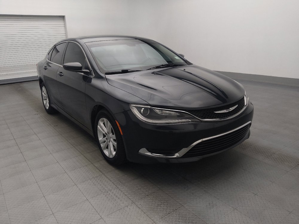 Used 2017 Chrysler 200 Limited Platinum w/ Comfort & Convenience Group FWD image 13