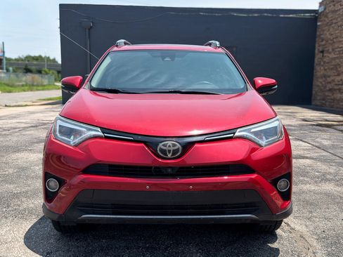 Used 2017 Toyota RAV4 Limited w/ Advanced Technology Package FWD image 2