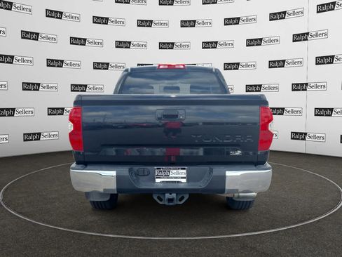 Used 2017 Toyota Tundra SR5 image 5