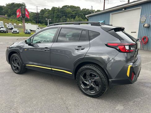 Used 2025 Subaru Crosstrek 2.5i Sport AWD/4WD image 3