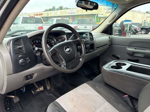 Used 2009 Chevrolet Silverado 3500 W/T image 9
