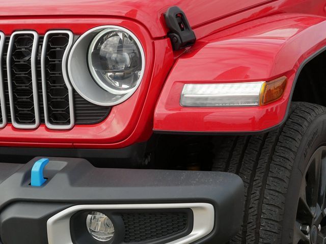 Used 2024 Jeep Wrangler Unlimited Sahara w/ Safety Group AWD/4WD image 10