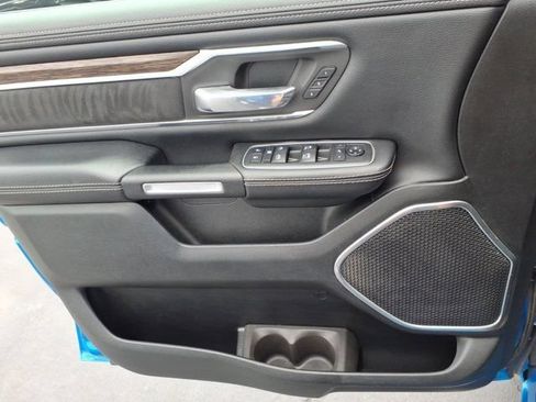 Used 2020 RAM 1500 Laramie AWD/4WD image 20