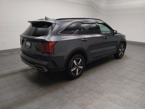 Used 2022 Kia Sorento S FWD image 10