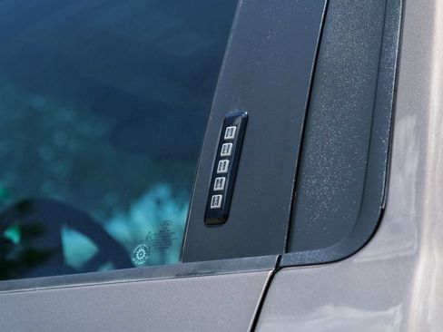 Used 2017 Ford F350 XLT w/ XLT Value Package AWD/4WD image 33