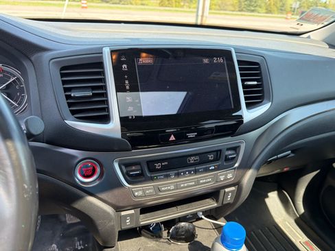 Used 2017 Honda Pilot EX-L image 8