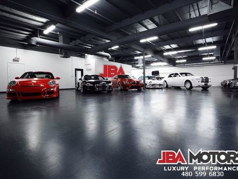 Used 2025 Porsche Panamera 4 image 28