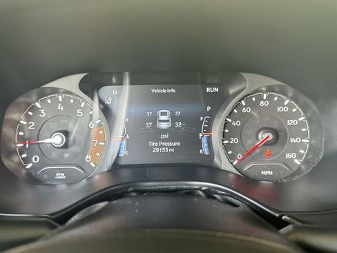 Used 2023 Jeep Compass Latitude w/ Sun and Sound Group AWD/4WD image 17