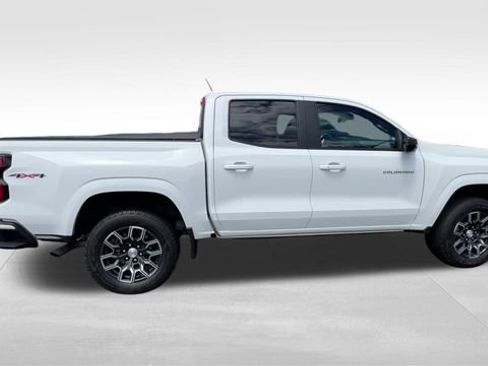 Certified 2024 Chevrolet Colorado LT w/ LT Convenience Package III AWD/4WD image 8