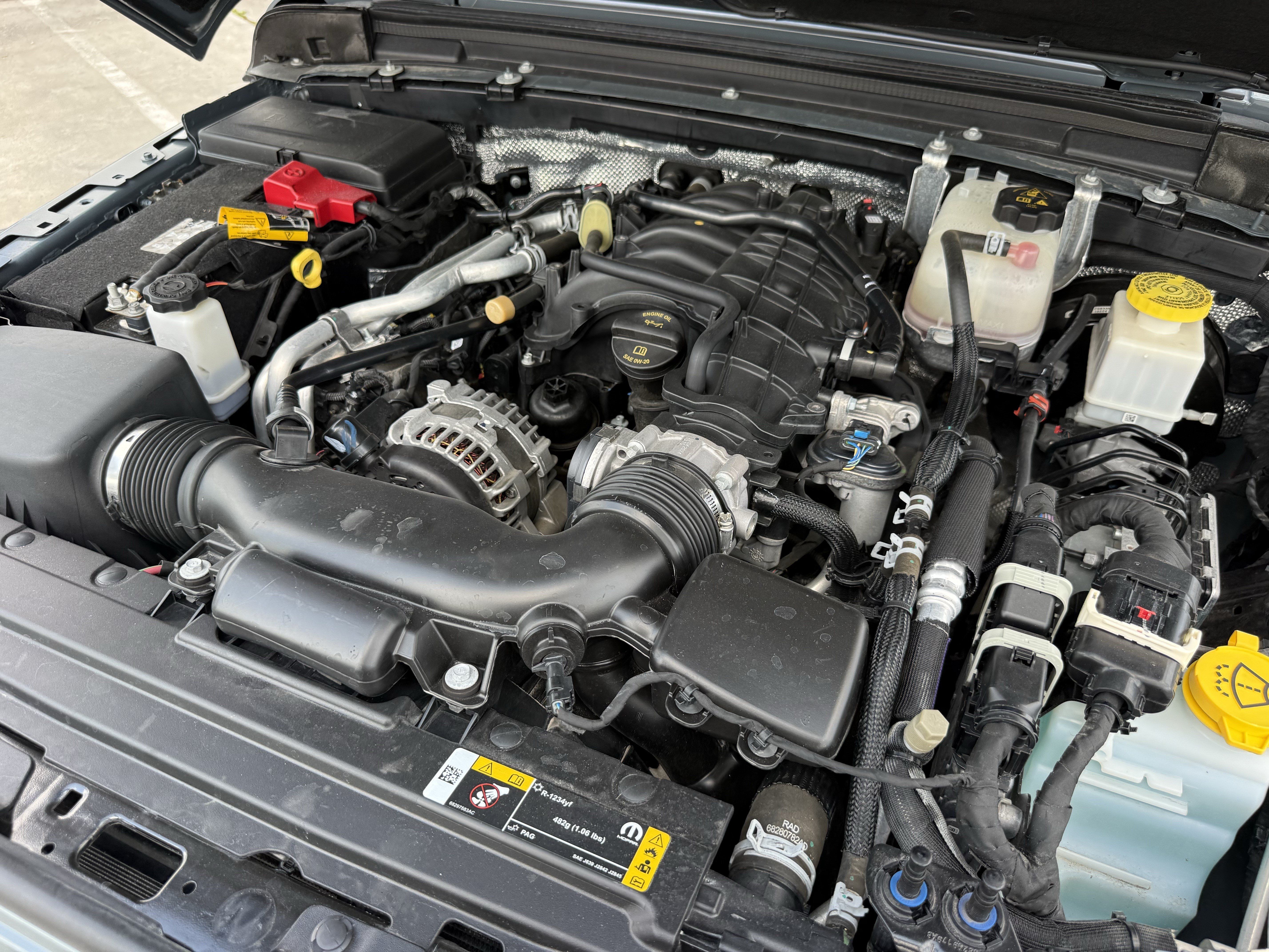 Used 2024 Jeep Gladiator Sport AWD/4WD image 33