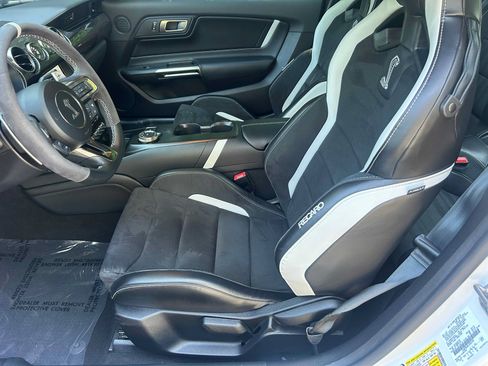 Used 2020 Ford Mustang Shelby GT500 w/ Technology Package RWD image 16