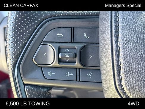 Used 2025 Toyota Tacoma SR5 AWD/4WD image 12