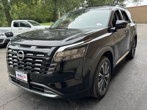 New 2026 Nissan Pathfinder Platinum AWD/4WD image 30