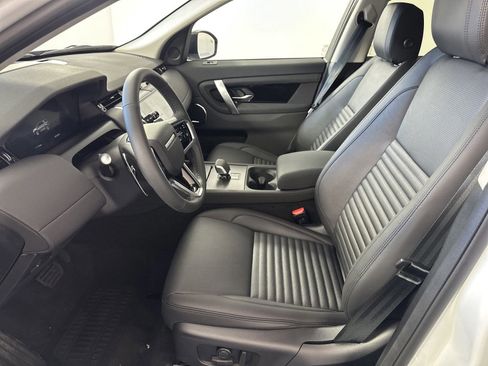 Certified 2025 Land Rover Discovery Sport S image 4