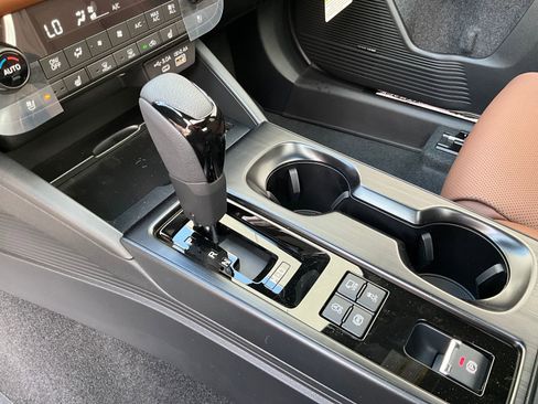 New 2026 Subaru Outback Touring XT AWD/4WD image 30