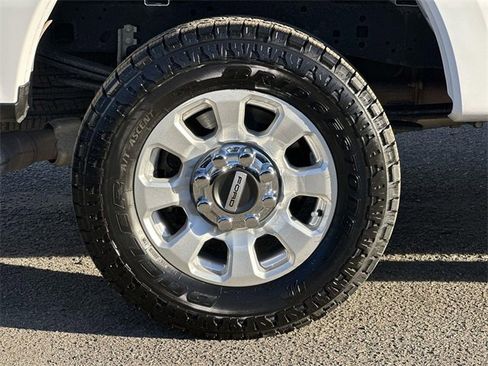 Used 2024 Ford F250 XLT image 31