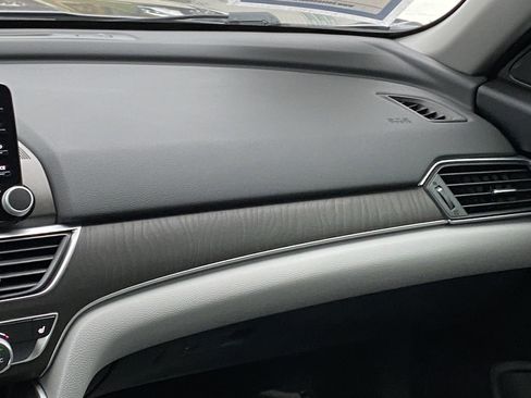 Used 2018 Honda Accord EX-L image 22