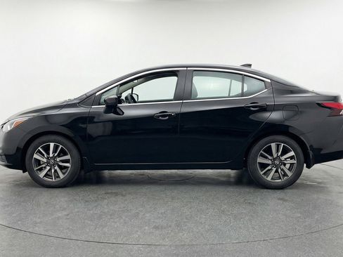 Used 2025 Nissan Versa SV FWD image 5