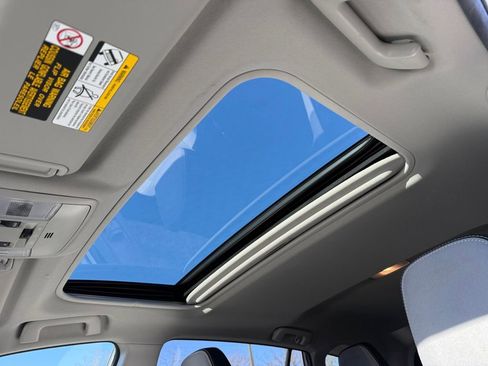 Used 2018 Toyota RAV4 XLE w/ Plus Extra Value Package image 11