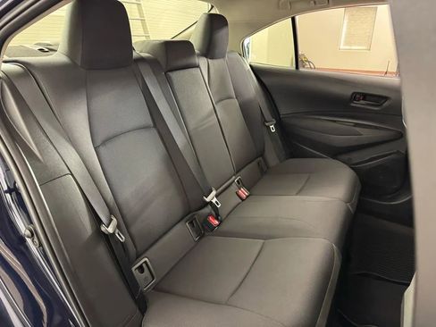 Used 2025 Toyota Corolla LE w/ LE Premium Package FWD image 33