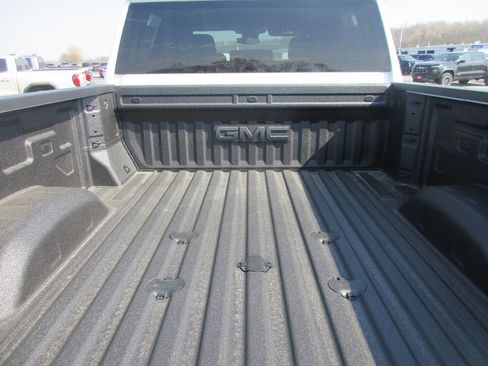 New 2026 GMC Sierra 2500 SLE w/ SLE Value Package; AWD/4WD image 6