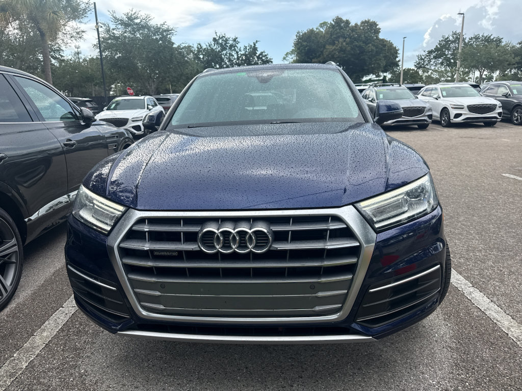 Used 2020 Audi Q5 2.0T Premium w/ Convenience Package AWD/4WD image 2