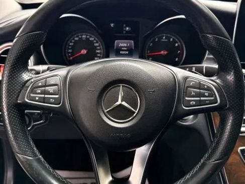 Used 2015 Mercedes-Benz C 300 4MATIC Sedan image 30