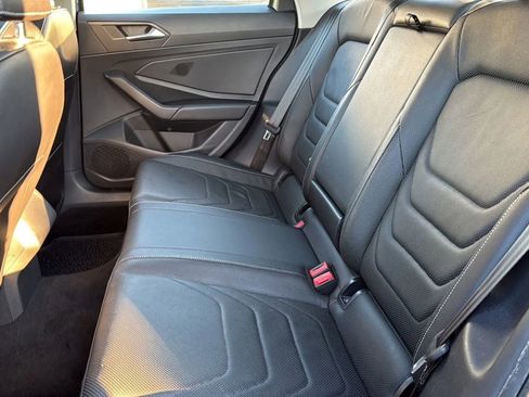 Used 2019 Volkswagen Jetta SEL Premium image 42