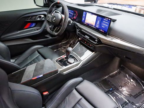 Used 2026 BMW M2 w/ Lighting Package RWD image 25