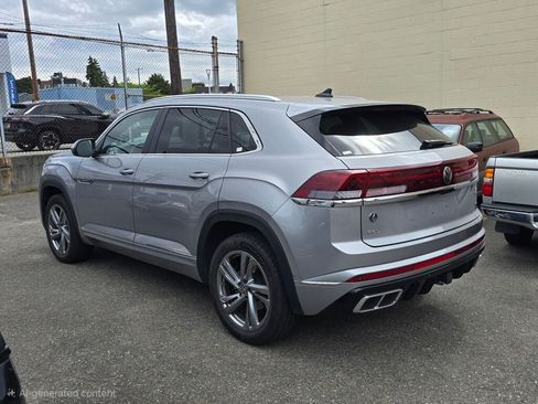 Used 2024 Volkswagen Atlas Cross Sport SEL R-Line AWD/4WD image 5