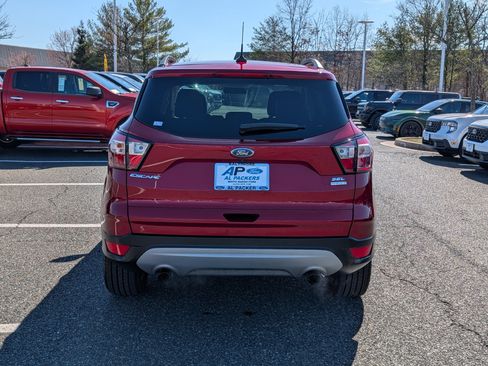 Certified 2018 Ford Escape SEL image 4
