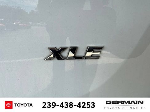 Used 2013 Toyota RAV4 XLE FWD image 7