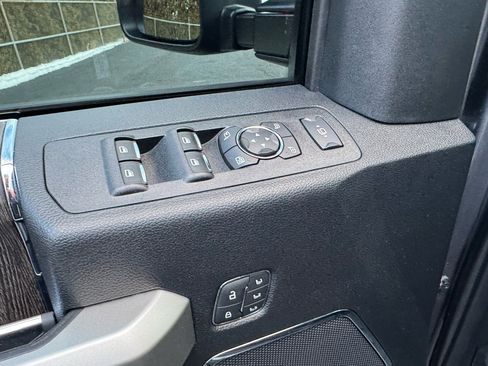 Used 2021 Ford F350 Lariat image 23