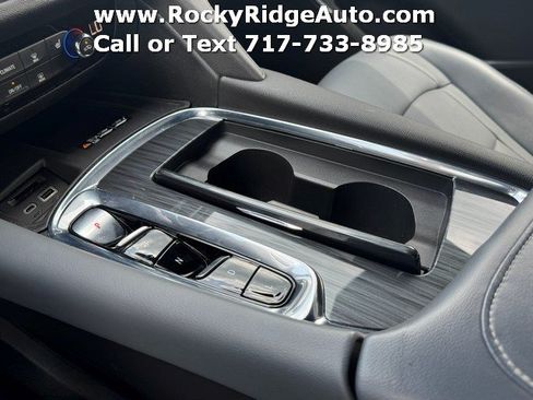 Used 2023 Buick Enclave Essence w/ Experience Buick Package AWD/4WD image 25