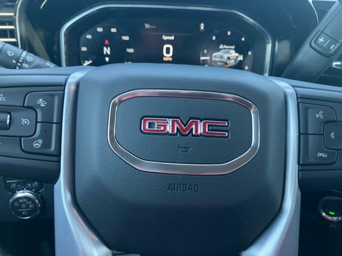 New 2026 GMC Sierra 1500 Elevation AWD/4WD image 17