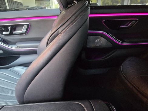 Used 2022 Mercedes-Benz S 500 S 500 w/ AMG Line Package image 44