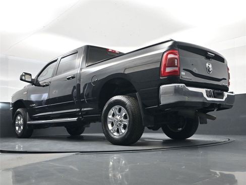 Used 2019 RAM 2500 Big Horn image 21