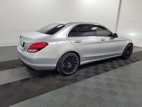 Used 2015 Mercedes-Benz C 300 Sedan image 10