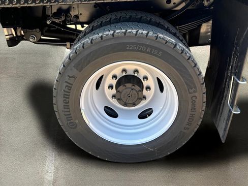 New 2024 Ford F450 XL image 20